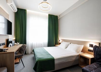room 130 thumbnail 1